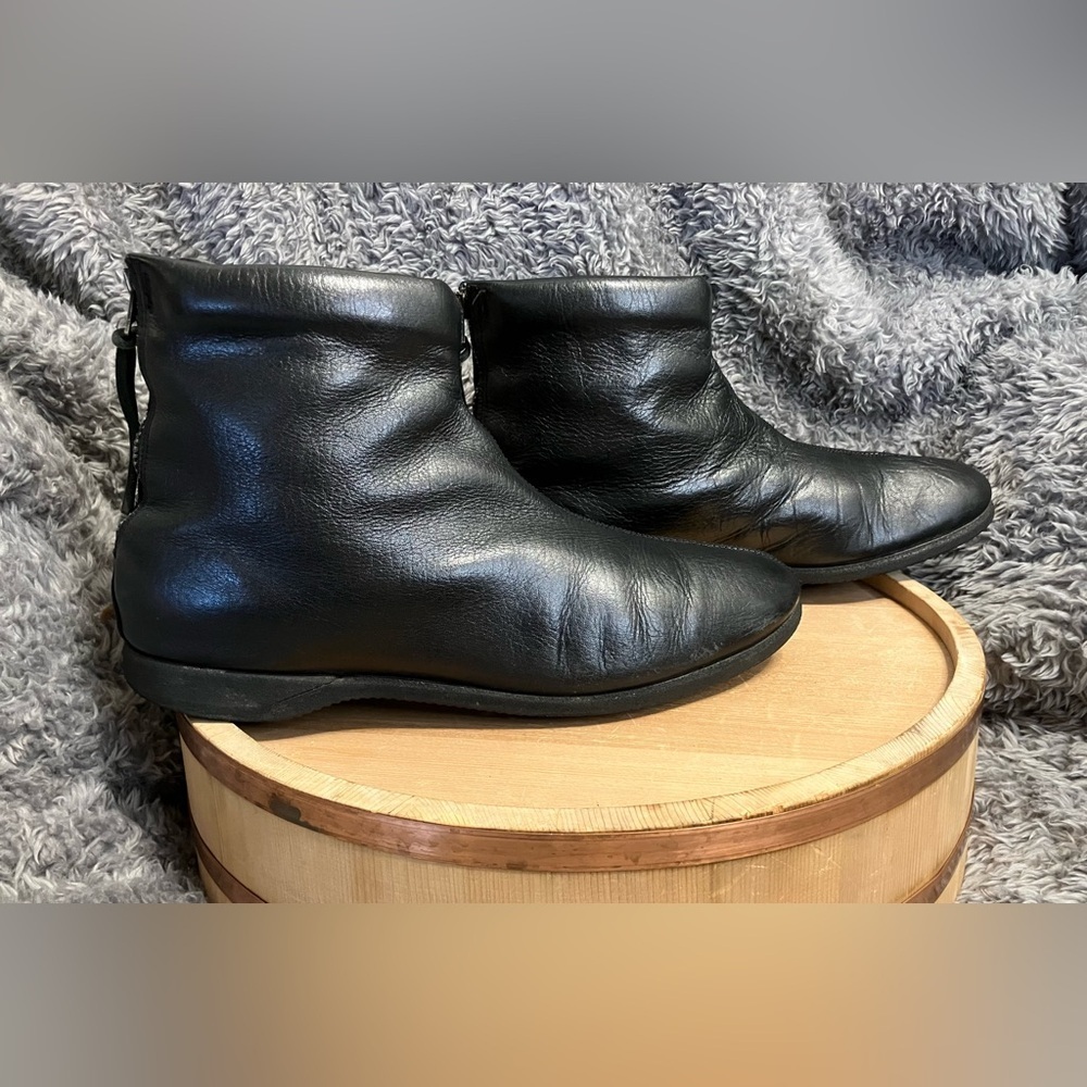 RARE Vintage G H Bass Black Leather Zipper Back Ankle Booties Boots Size 7